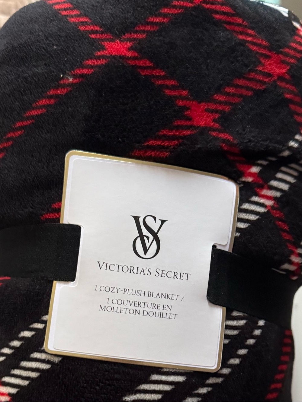 Victoria's Secret Cozy Plush Blanket - Black & Red Plaid